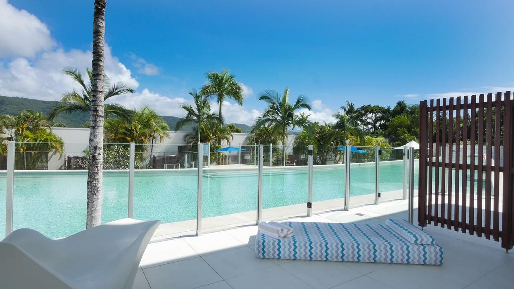 Pool Resort Port Douglas Exterior photo